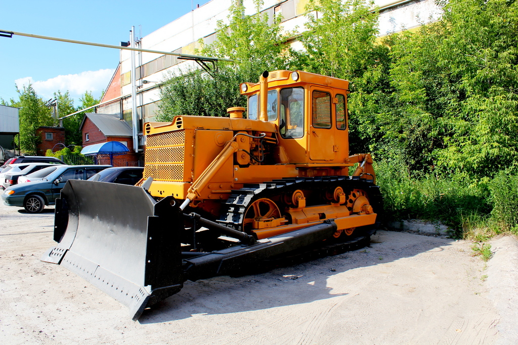 ЧТЗ Т-170, 1992 год, 1 350 000 рублей, 2 фотография