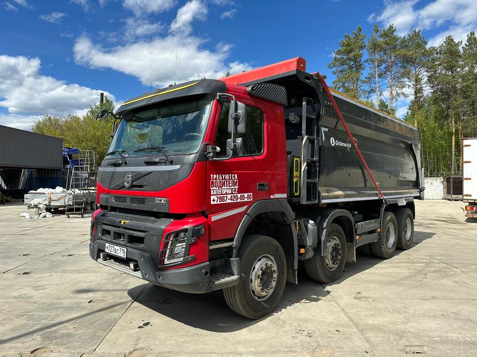 Volvo FMX, 2021 год, 7 000 000 рублей, 3 фотография