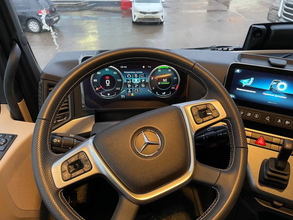 Mercedes-Benz Actros, 2024 год, 12 890 000 рублей, 27 фотография