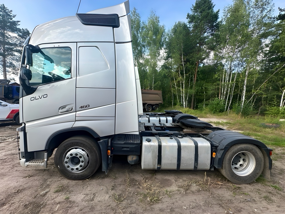 Volvo FH, 2019 год, 9 900 000 рублей, 4 фотография