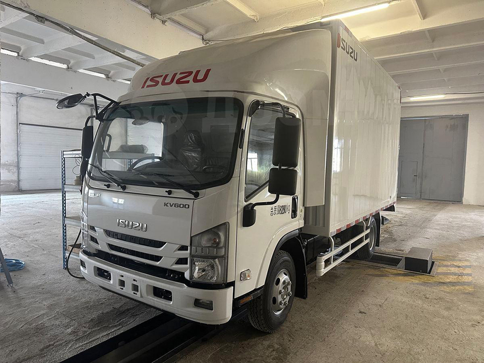 Isuzu Elf (N-series), 2024 год, 4 590 000 рублей, 3 фотография