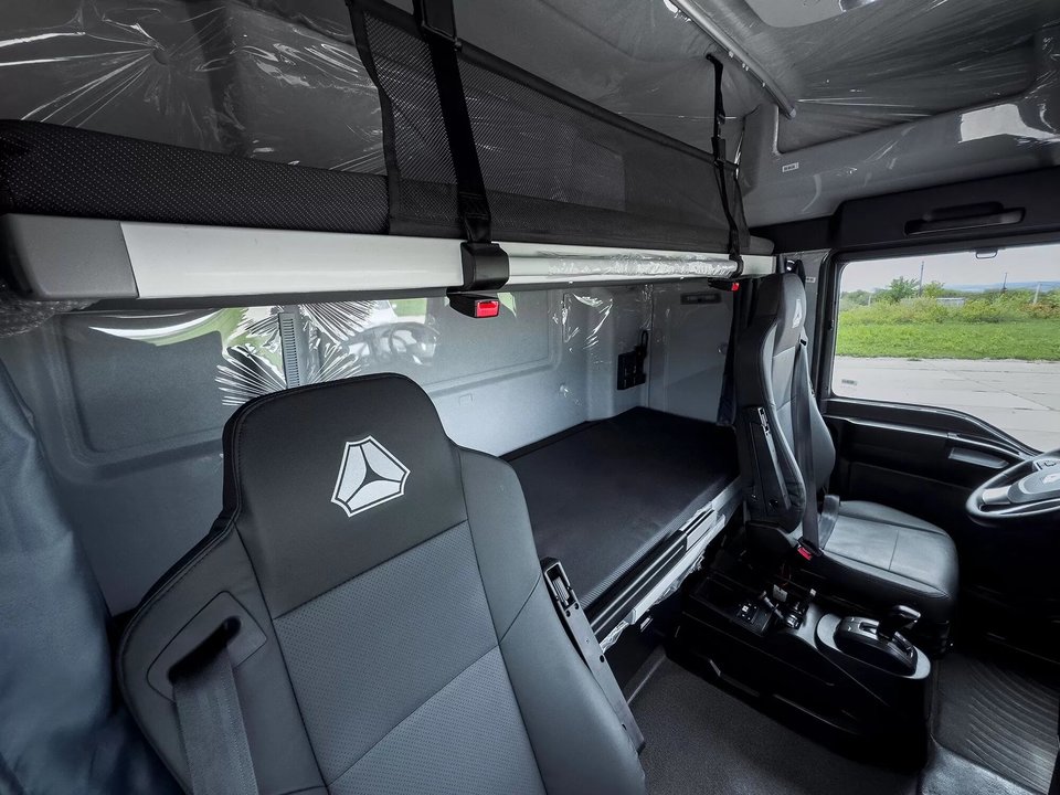 Sinotruk Hania (Howo) 6x2, 2024 год, 9 250 000 рублей, 11 фотография
