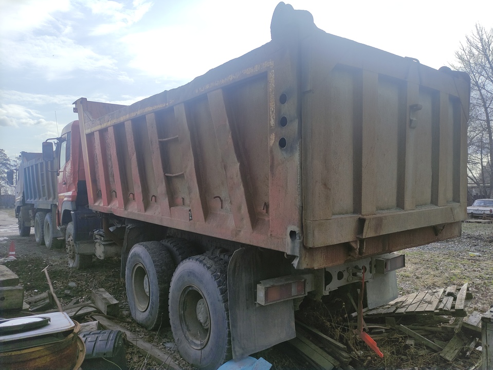 DongFeng DFL 3251A, 2012 год, 350 000 рублей, 3 фотография