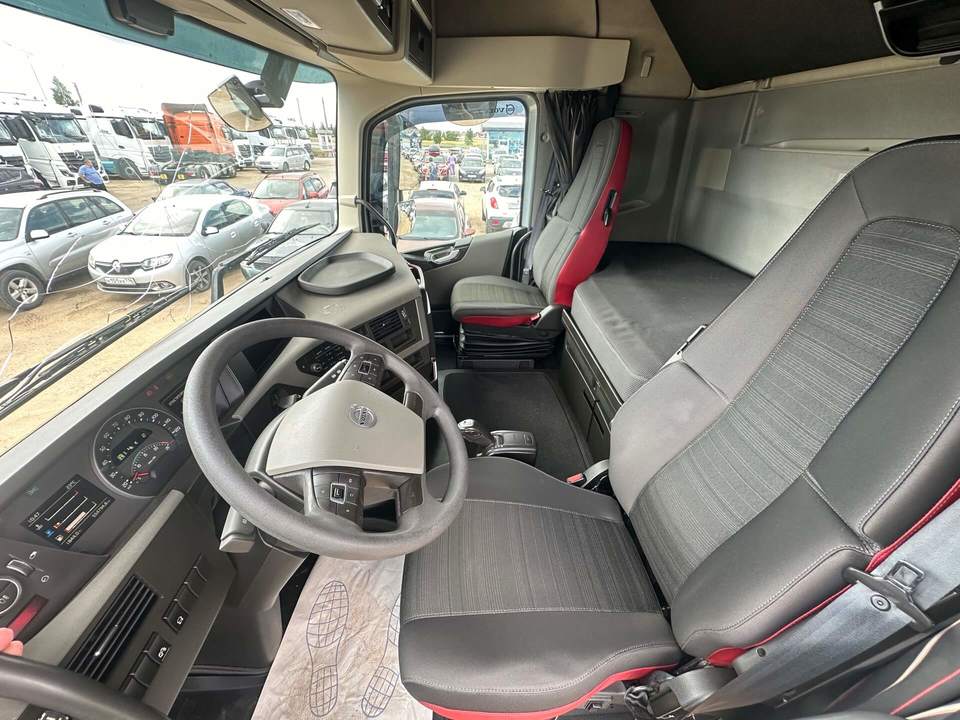 Volvo FH, 2020 год, 7 945 000 рублей, 12 фотография
