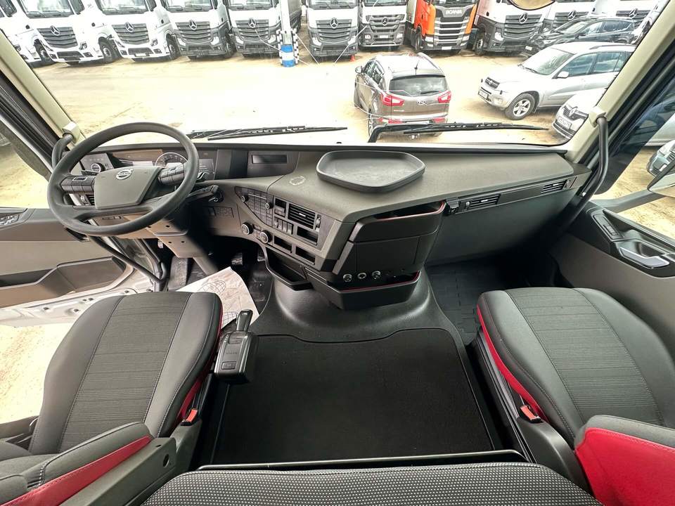 Volvo FH, 2020 год, 7 945 000 рублей, 14 фотография