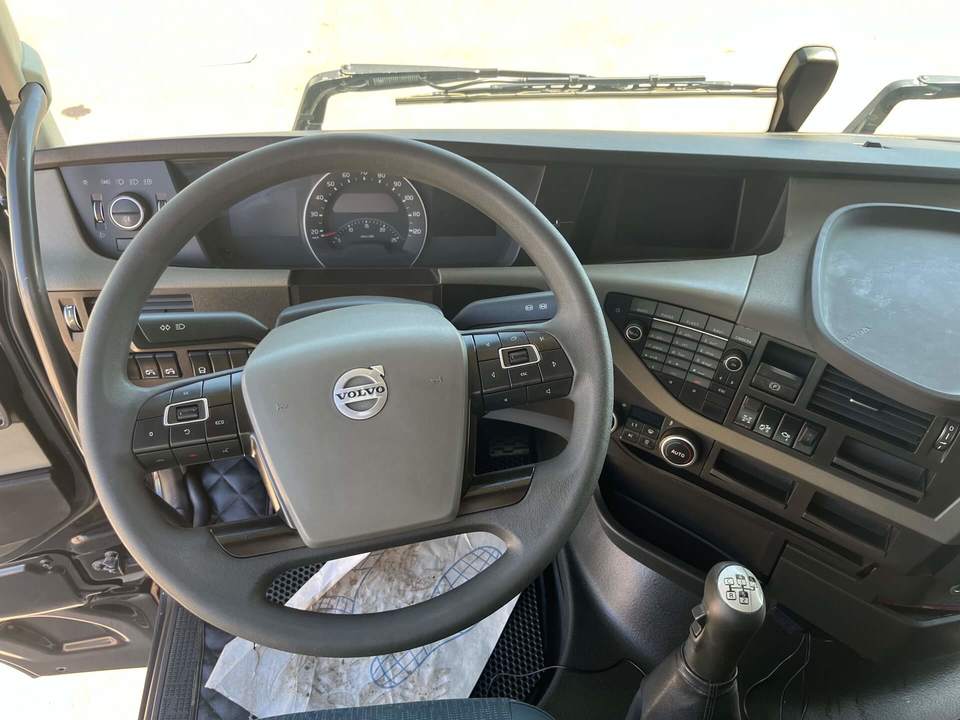Volvo FH, 2017 год, 7 875 000 рублей, 12 фотография
