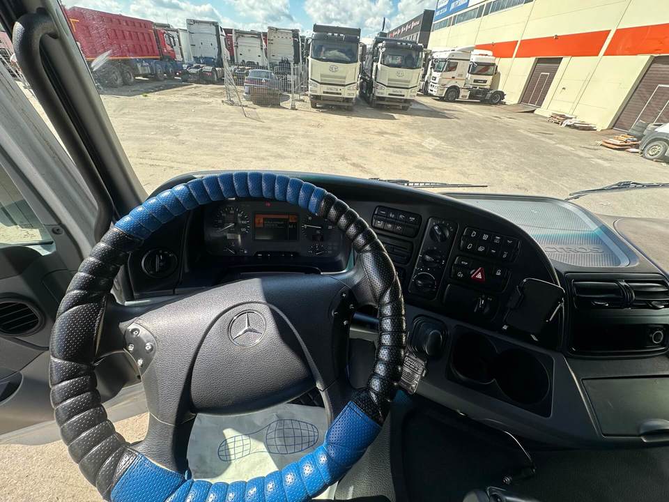 Mercedes-Benz Actros, 2015 год, 2 289 000 рублей, 12 фотография