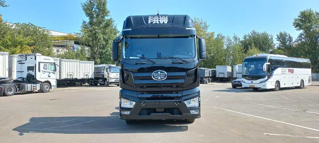 FAW J6 CA4180, 2024 год, 8 700 000 рублей, 2 фотография