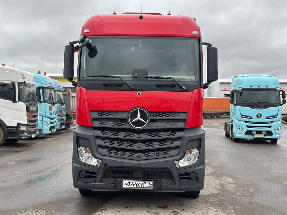 Mercedes-Benz Actros, 2023 год, 9 550 000 рублей, 2 фотография
