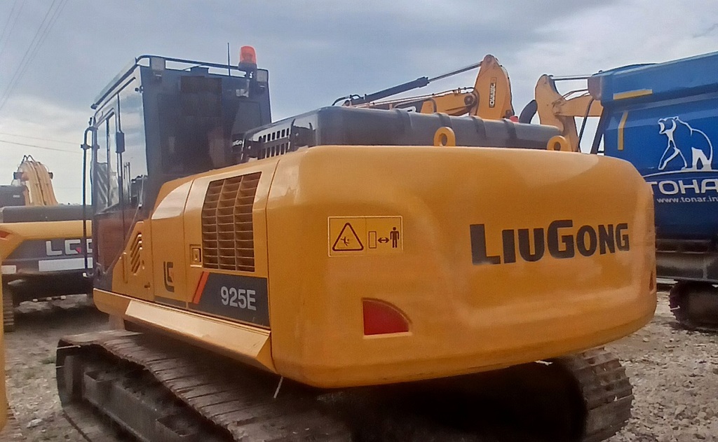 LiuGong CLG 922E, 8 500 000 рублей, 2 фотография
