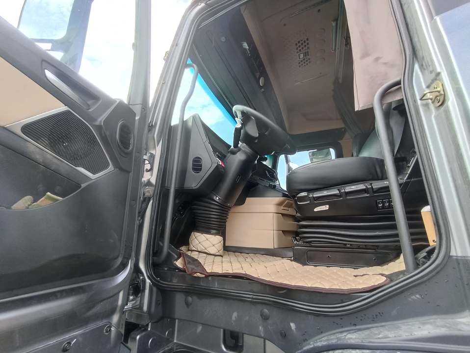 Foton Auman EST A, 2022 год, 7 990 000 рублей, 8 фотография