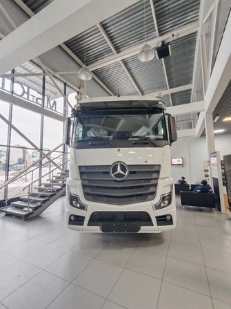 Mercedes-Benz Actros, 2024 год, 11 300 000 рублей, 1 фотография