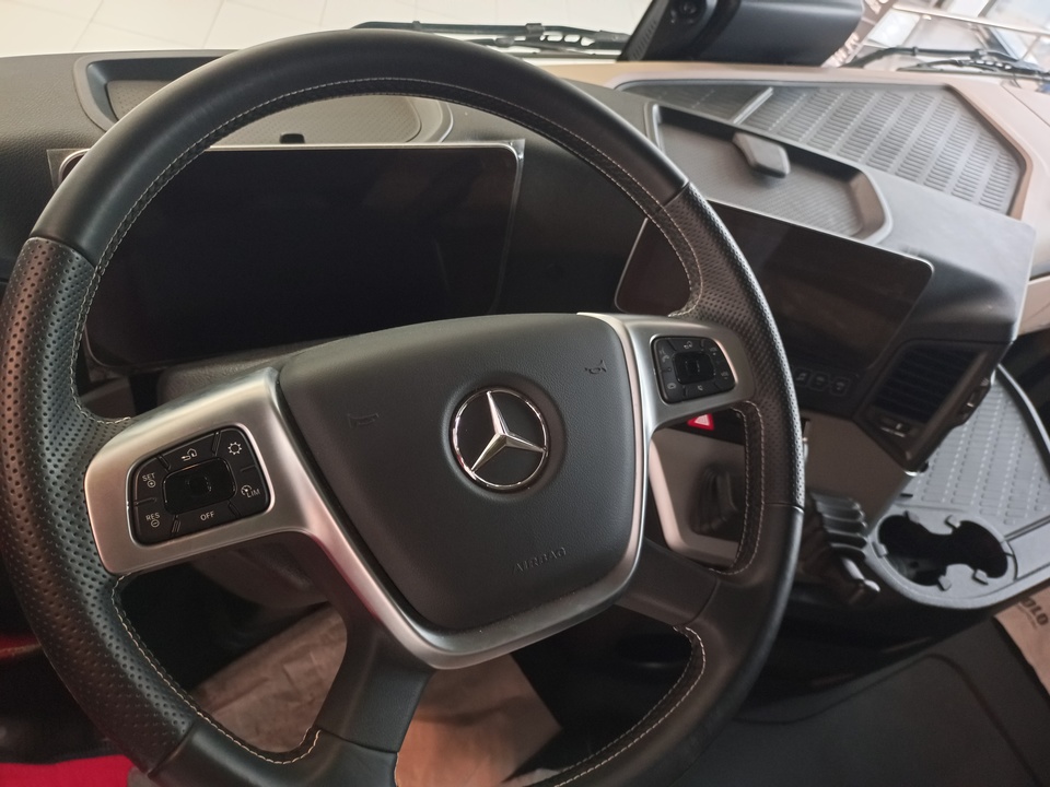 Mercedes-Benz Actros, 2024 год, 11 300 000 рублей, 4 фотография