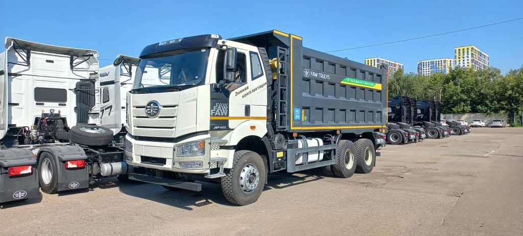 FAW J6 CA3250, 2024 год, 8 950 000 рублей, 2 фотография