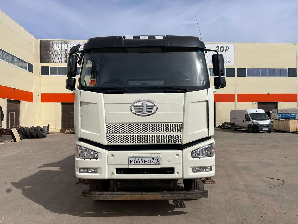 FAW J6 CA3250, 2022 год, 3 995 000 рублей, 2 фотография