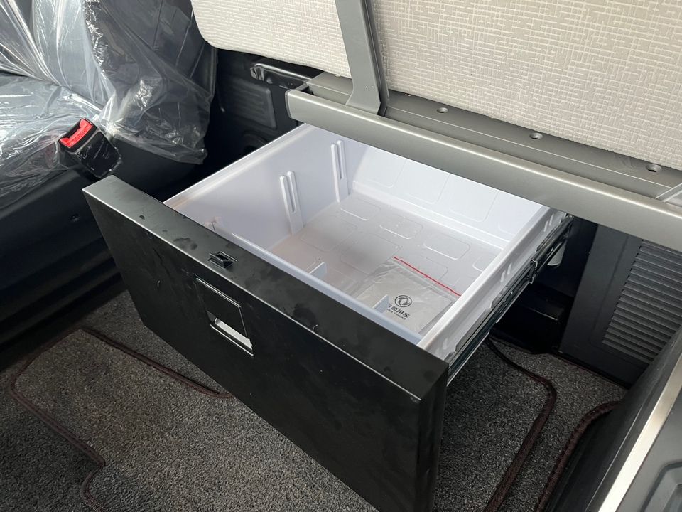 DongFeng EQ4252, 2023 год, 10 900 000 рублей, 28 фотография