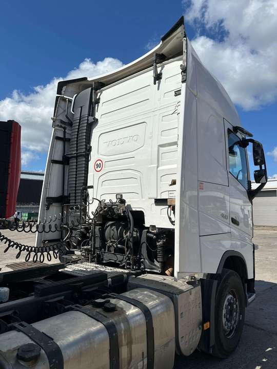 Volvo FH, 2018 год, 7 975 000 рублей, 5 фотография