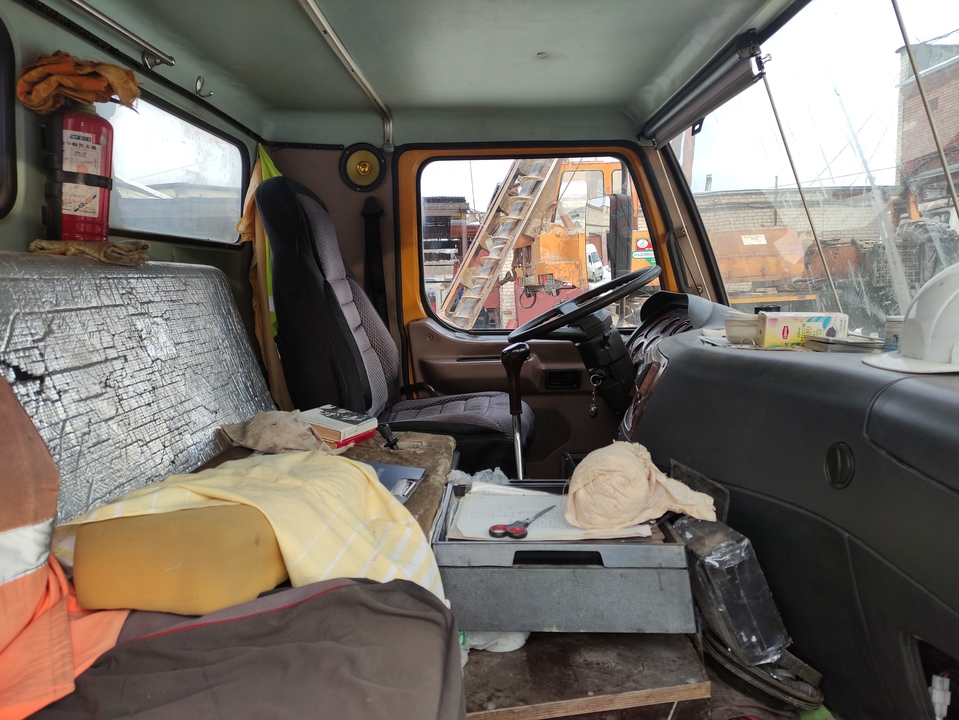 XCMG QY-70K, 2008 год, 8 000 000 рублей, 6 фотография