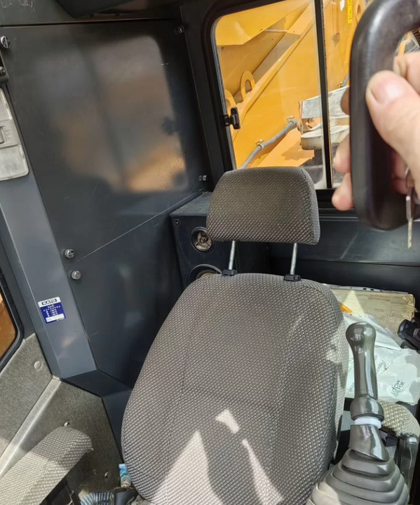 KATO SR, 2014 год, 21 000 000 рублей, 7 фотография