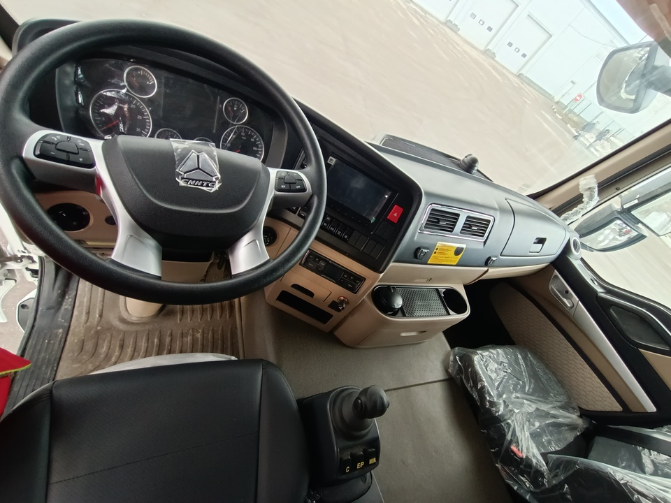 Howo 4X2, 2024 год, 8 250 000 рублей, 4 фотография