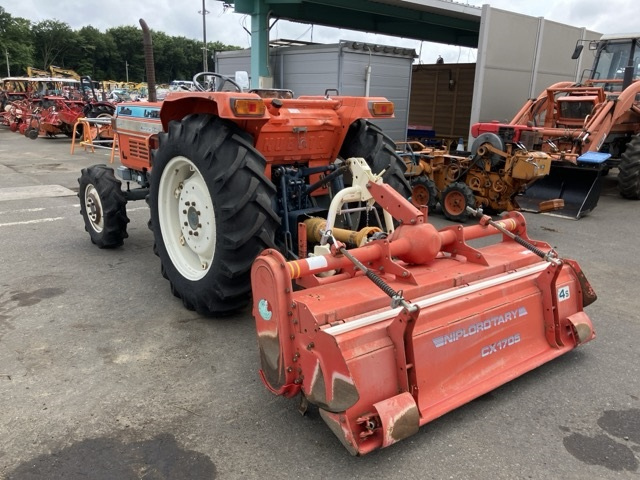 Kubota L1, 1991 год, 1 217 000 рублей, 4 фотография