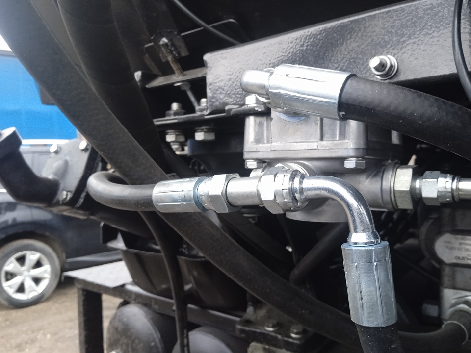 ХТЗ Т-150К, 2000 год, 2 800 000 рублей, 18 фотография