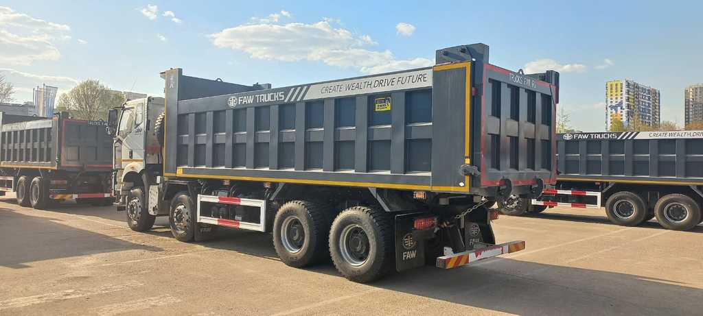 FAW J6 CA3310, 2023 год, 8 390 000 рублей, 4 фотография