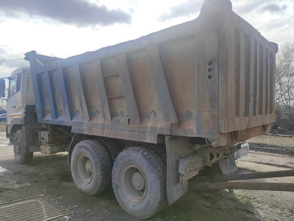 DongFeng DFL 3251A, 2012 год, 750 000 рублей, 3 фотография