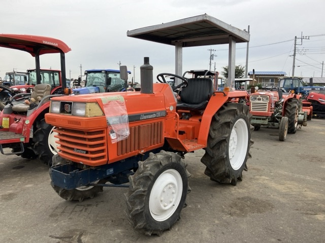 Kubota L1, 1986 год, 821 000 рублей, 1 фотография