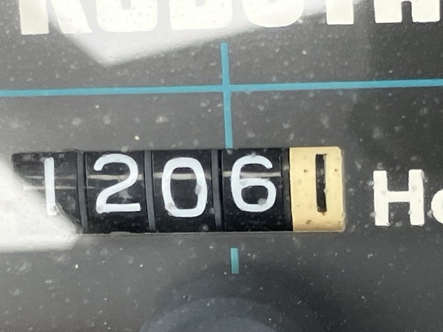 Kubota L1, 2011 год, 1 290 000 рублей, 14 фотография