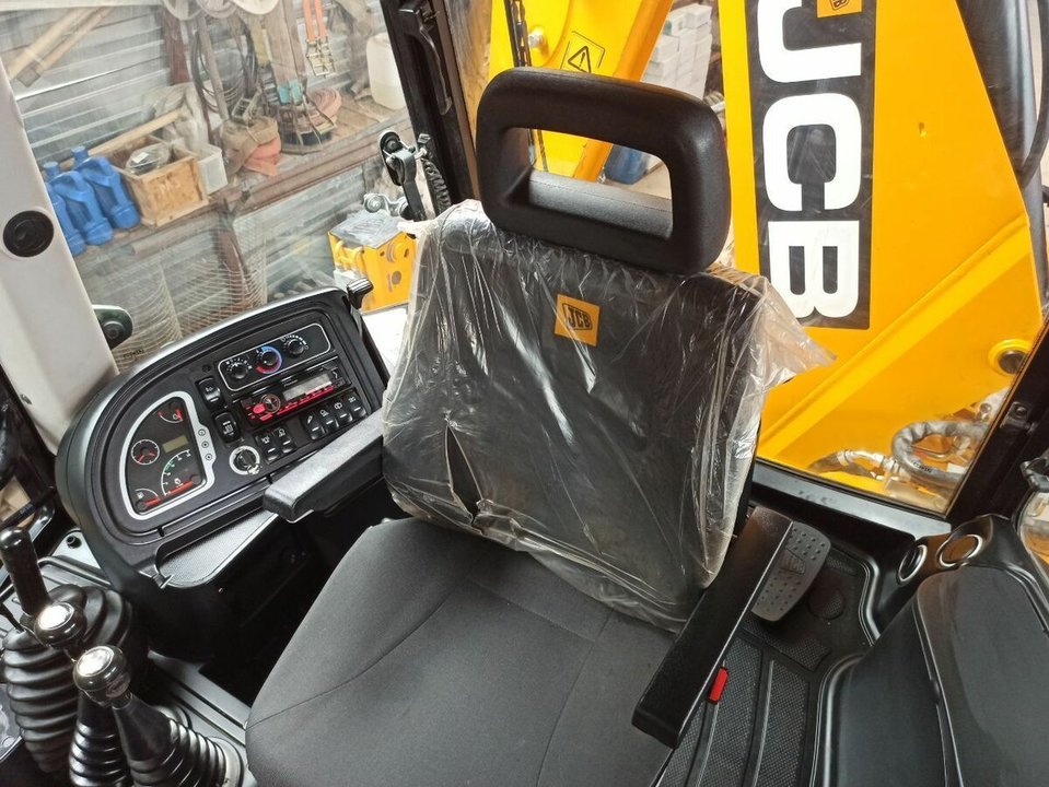 JCB 3CX, 2021 год, 800 000 рублей, 10 фотография