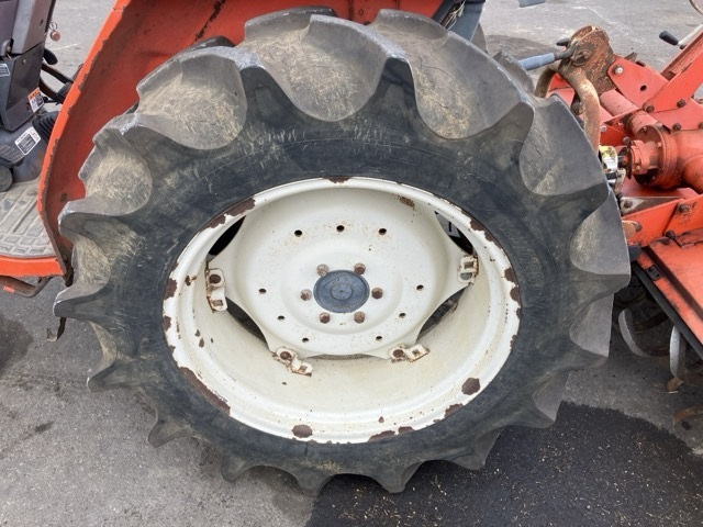 Kubota GL-Series, 2001 год, 1 001 000 рублей, 10 фотография