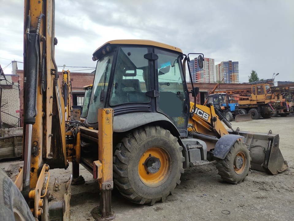 JCB 3CX, 2011 год, 5 600 000 рублей, 4 фотография
