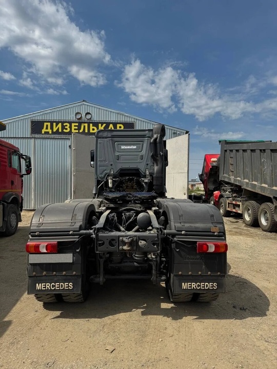 Mercedes-Benz Arocs, 2020 год, 9 500 000 рублей, 6 фотография