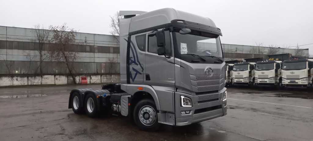 FAW J6 CA4250, 2024 год, 8 350 000 рублей, 1 фотография