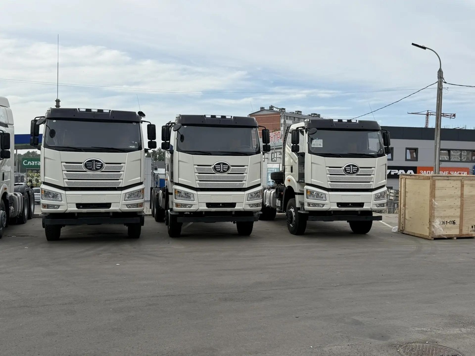 FAW J6 CA4250, 2024 год, 10 250 000 рублей, 2 фотография