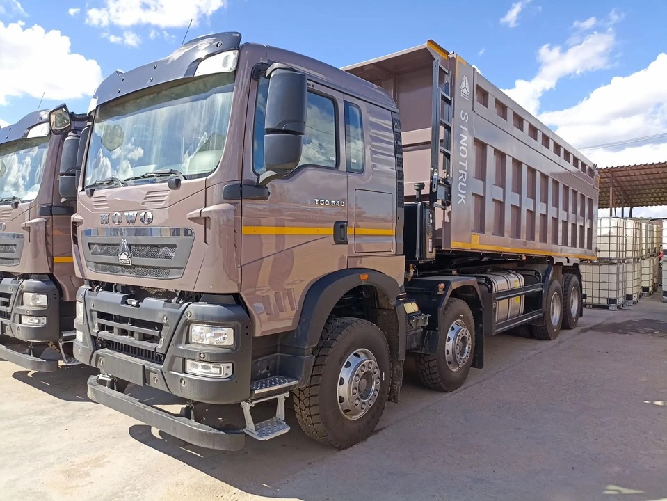 Sinotruk Hania (Howo) 8x4, 2025 год, 12 500 000 рублей, 1 фотография