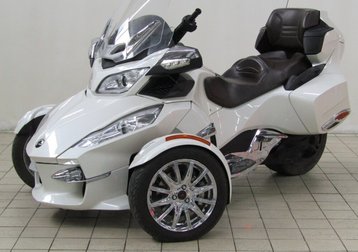 BRP Can-Am Spyder, 2016 год, 400 000 рублей, 1 фотография