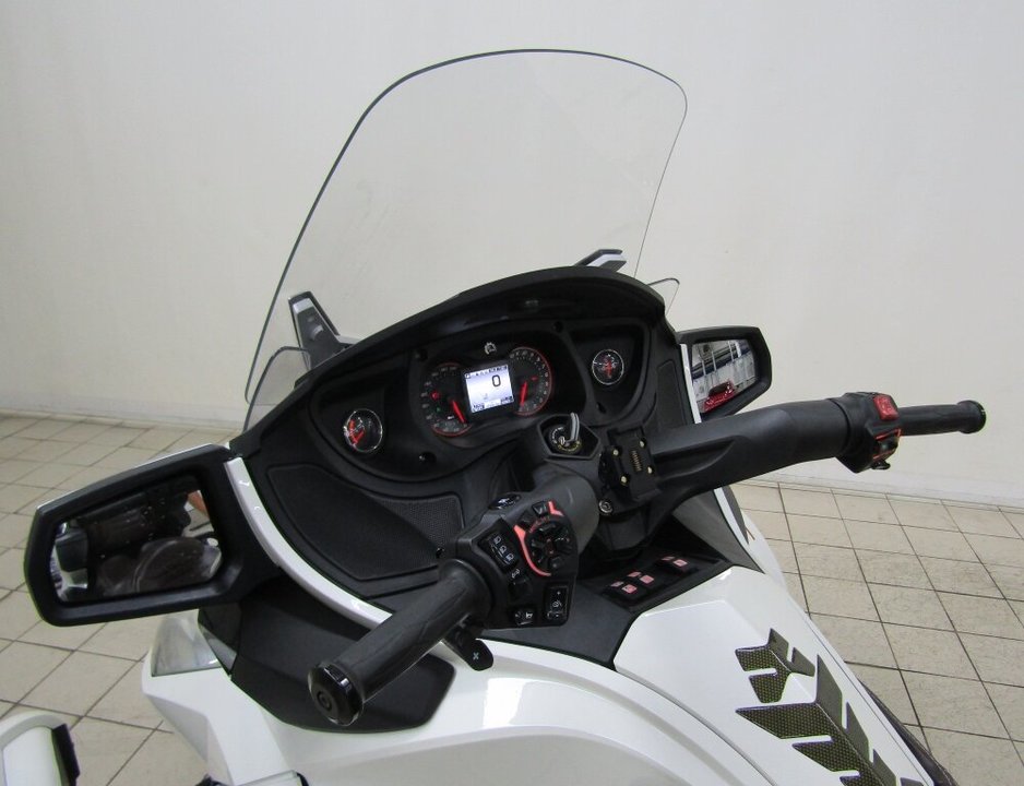 BRP Can-Am Spyder, 2016 год, 400 000 рублей, 6 фотография
