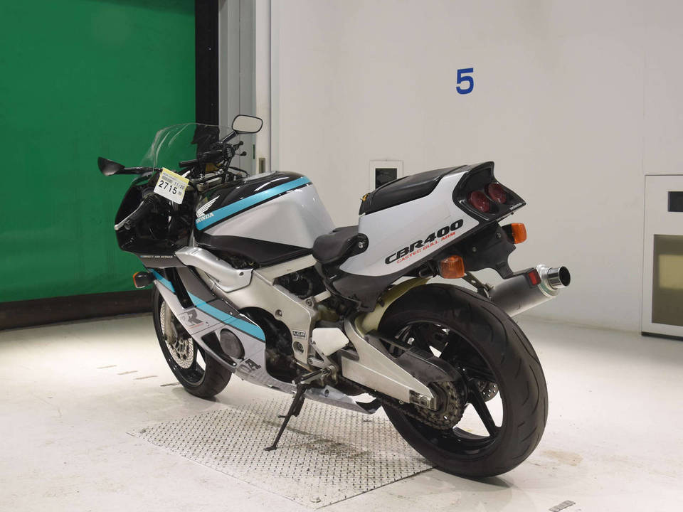 Honda CBR 400RR, 1990 год, 588 000 рублей, 6 фотография