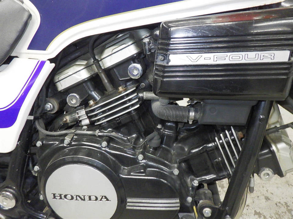 Honda VF 750, 1986 год, 358 000 рублей, 9 фотография