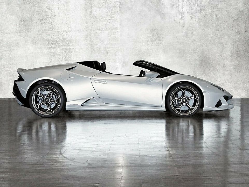 Lamborghini Huracán, 2022 год, 39 778 500 рублей, 77 фотография
