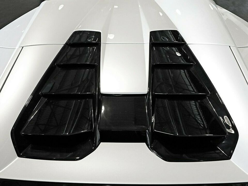 Lamborghini Huracán, 2022 год, 39 778 500 рублей, 58 фотография