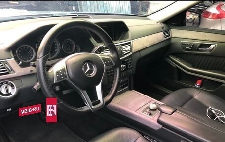 Mercedes-Benz E-Класс, 2011 год, 3 100 000 рублей, 9 фотография