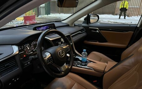 Lexus RX IV рестайлинг, 2017 год, 4 100 000 рублей, 6 фотография