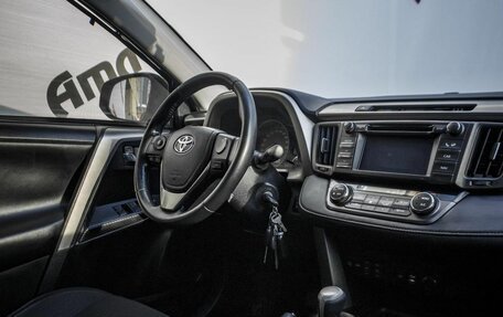Toyota RAV4, 2013 год, 12 фотография