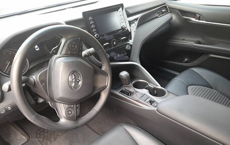 Toyota Camry, 2021 год, 3 400 000 рублей, 8 фотография