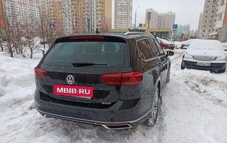 Volkswagen Passat B8 рестайлинг, 2020 год, 3 075 000 рублей, 2 фотография