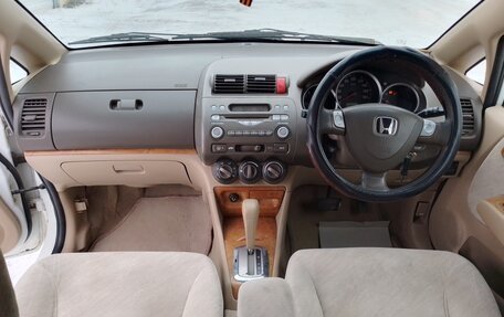 Honda Fit III, 2003 год, 350 000 рублей, 13 фотография