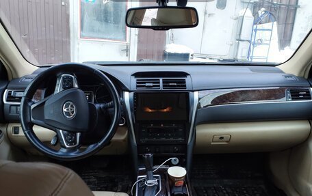Toyota Camry, 2016 год, 1 880 000 рублей, 8 фотография
